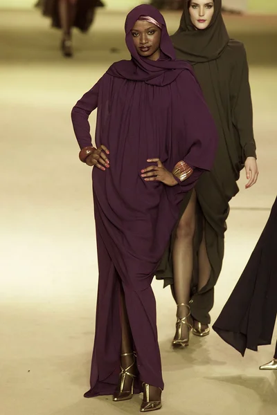 Look 235
